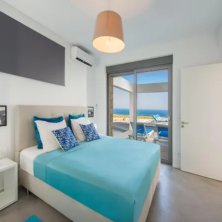 In Rhodes Near Ladiko Bay Βίλα Καλυθιές