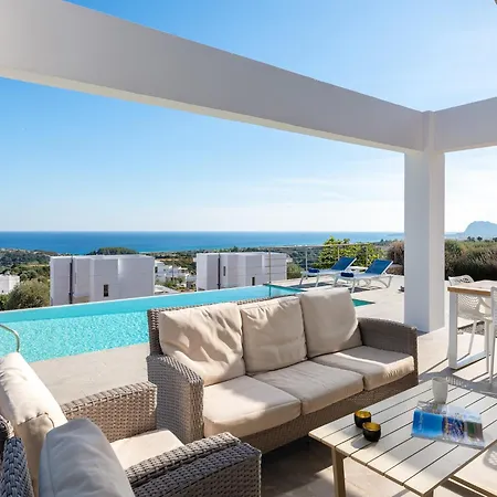 Vila In Rhodes Near Ladiko Bay *